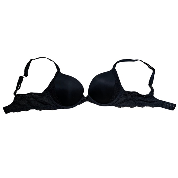 Victoria's Secret Black Lacey Push-up Bra - Picture 1 of 1